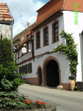 Pfälzer Landhotel Heinrich